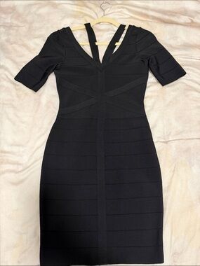 VENUS Black Bandage Sheath Dress